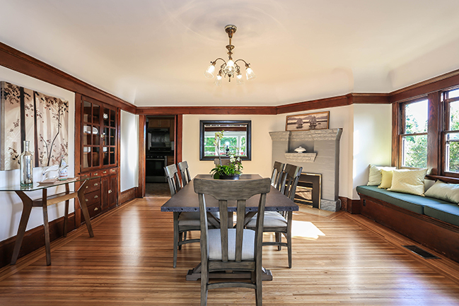 Dining_Room-2951323-print_resize
